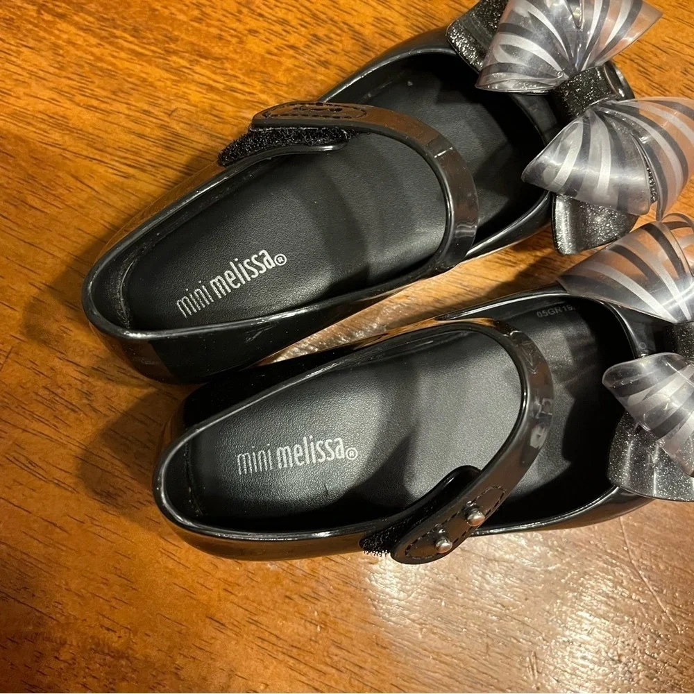 Black Bow Mini Melissa girls mary Jane shoes size 9